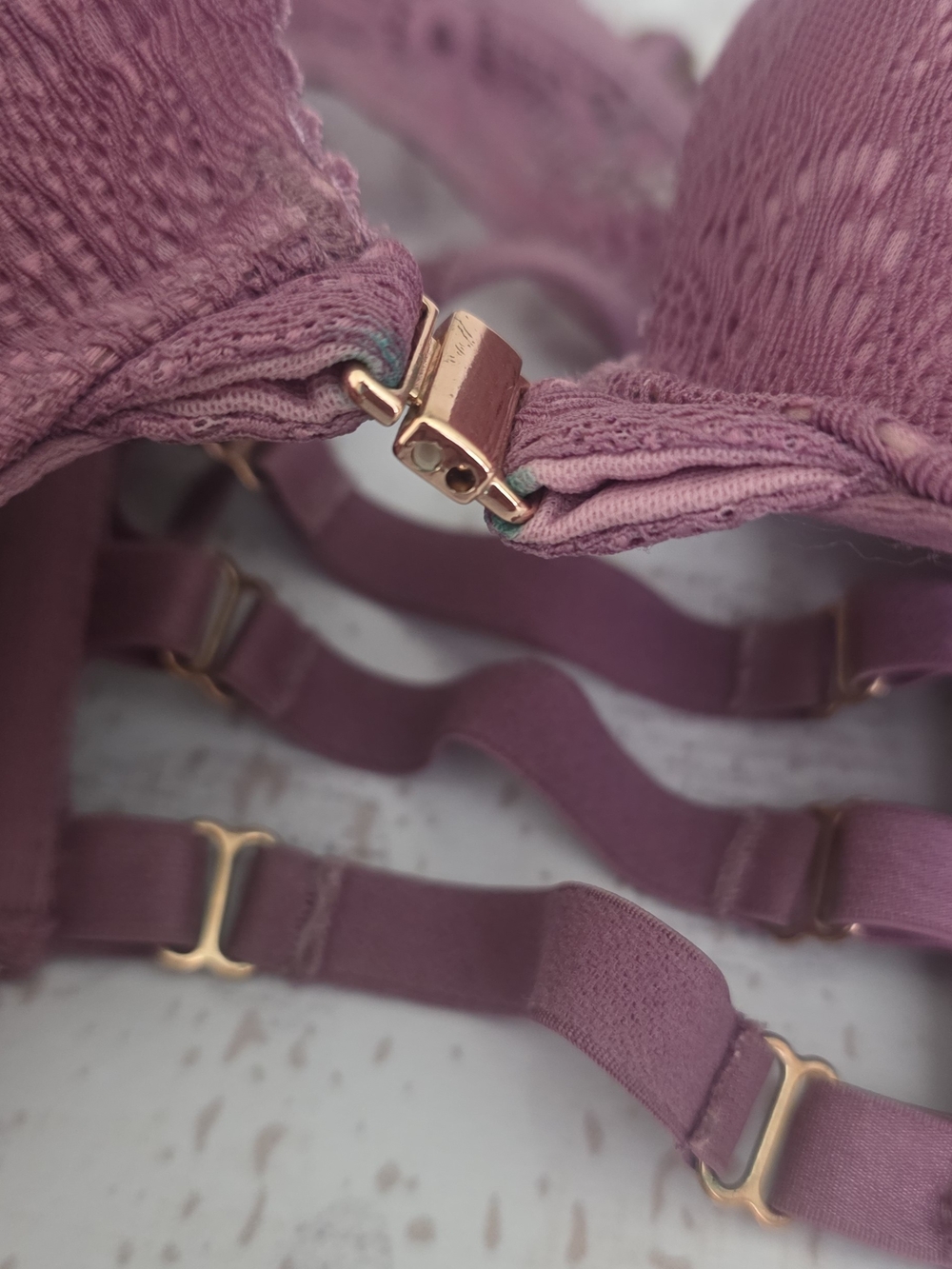 Victoria's Secret Mauve Lace Front-Closure Bra with Rose Gold Hardware